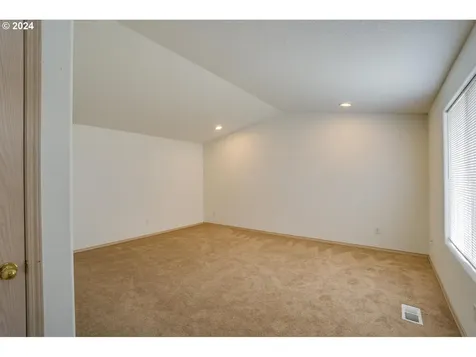 12218 Ne 42nd Street Vancouver WA 98682