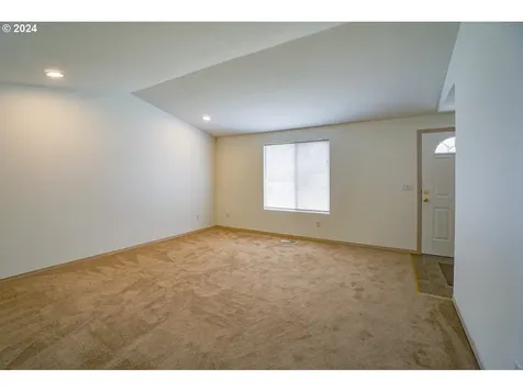 12218 Ne 42nd Street Vancouver WA 98682