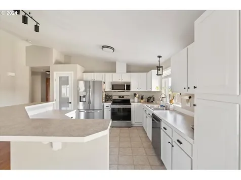 2309 52nd Court Longview WA 98632