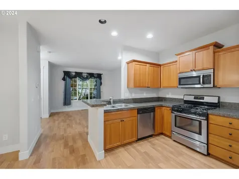 1291 SE Roundelay Street Hillsboro OR 97123