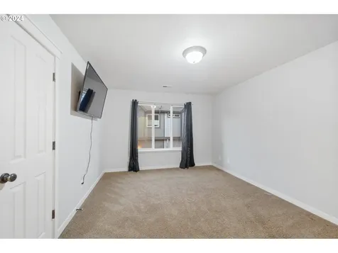 1291 SE Roundelay Street Hillsboro OR 97123