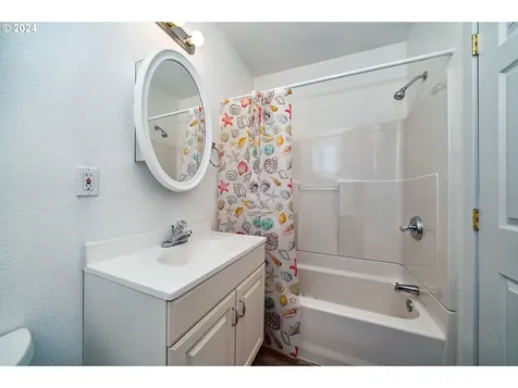 8255 S Victoria Avenue Rockaway Beach OR 97136