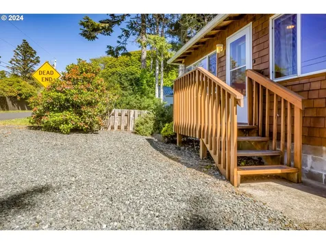 8255 S Victoria Avenue Rockaway Beach OR 97136
