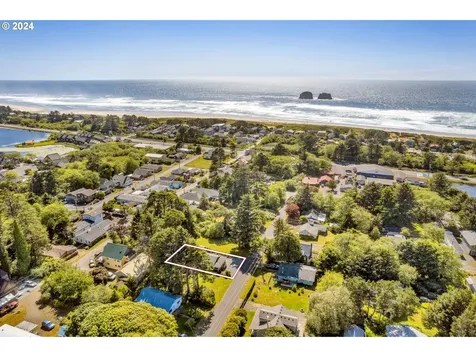 8255 S Victoria Avenue Rockaway Beach OR 97136