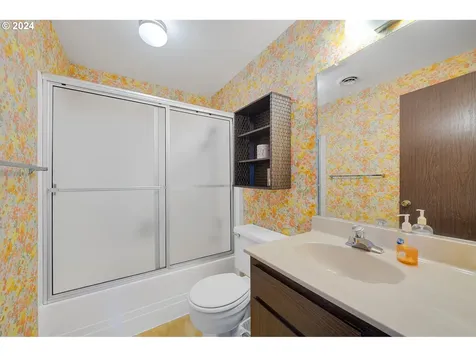 6195 Tillamook Avenue Bay City OR 97107