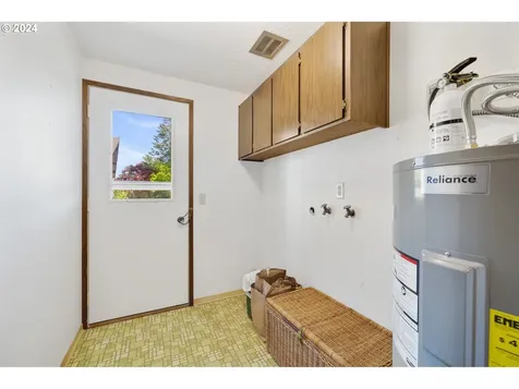 6195 Tillamook Avenue Bay City OR 97107