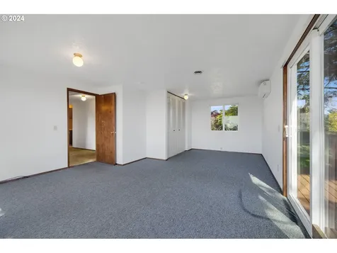 6195 Tillamook Avenue Bay City OR 97107
