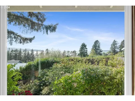 6195 Tillamook Avenue Bay City OR 97107