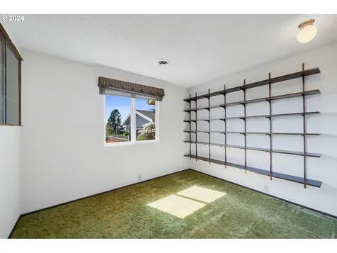 6195 Tillamook Avenue Bay City OR 97107