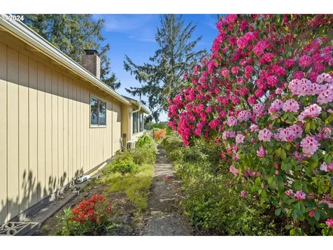 6195 Tillamook Avenue Bay City OR 97107