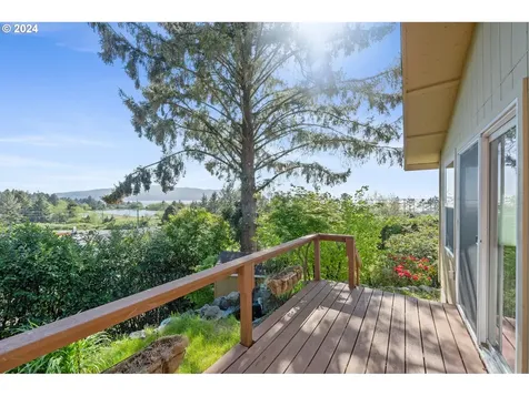 6195 Tillamook Avenue Bay City OR 97107