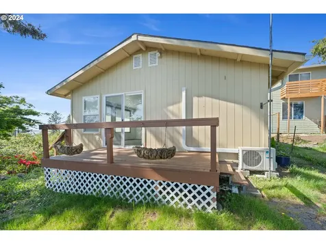 6195 Tillamook Avenue Bay City OR 97107