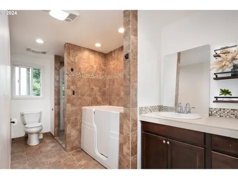 8620 Se Petticoat Hill Road Vancouver WA 98664