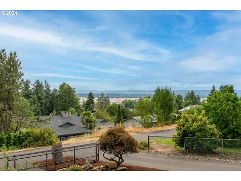 8620 Se Petticoat Hill Road Vancouver WA 98664