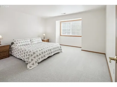 10677 SW Bannoch Street Tualatin OR 97062