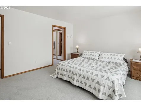 10677 SW Bannoch Street Tualatin OR 97062