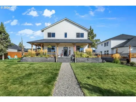 4181 SW Badger Avenue Redmond OR 97756