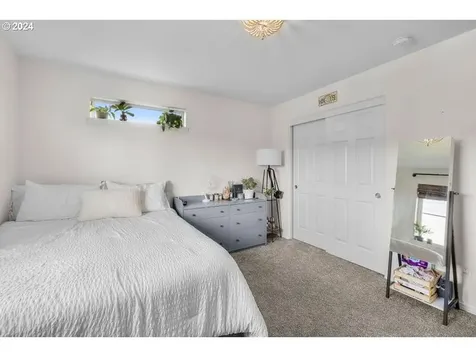 4181 SW Badger Avenue Redmond OR 97756