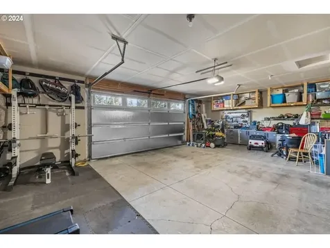 4181 SW Badger Avenue Redmond OR 97756