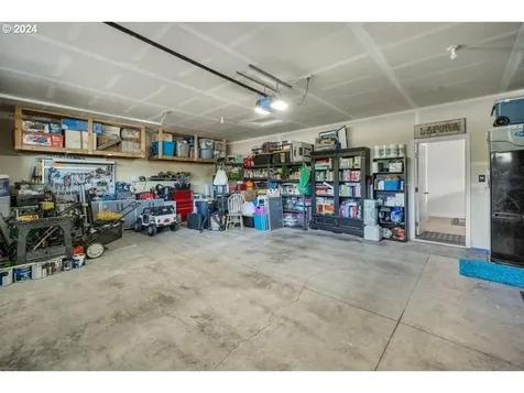 4181 SW Badger Avenue Redmond OR 97756