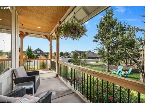 4181 SW Badger Avenue Redmond OR 97756