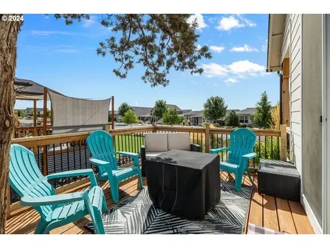4181 SW Badger Avenue Redmond OR 97756