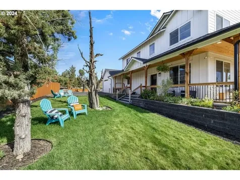 4181 SW Badger Avenue Redmond OR 97756