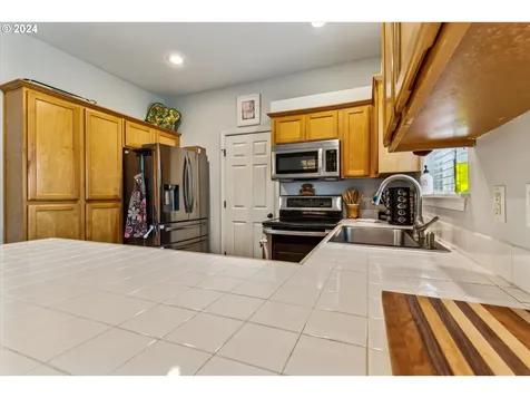 17249 SW Starbuck Lane Beaverton OR 97078