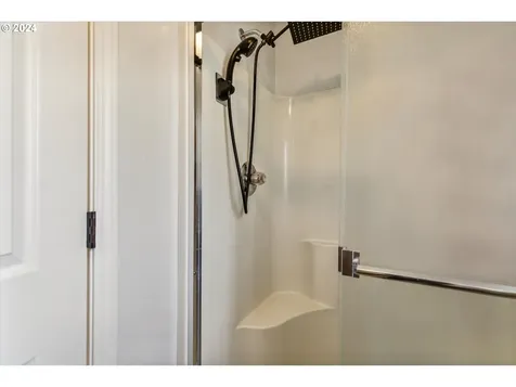 17249 SW Starbuck Lane Beaverton OR 97078