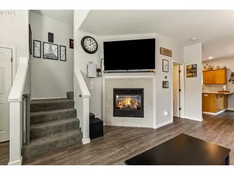 17249 SW Starbuck Lane Beaverton OR 97078