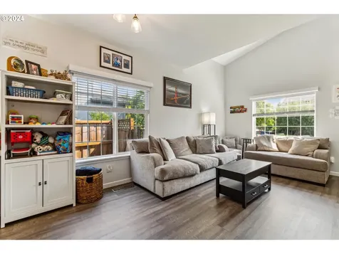 17249 SW Starbuck Lane Beaverton OR 97078