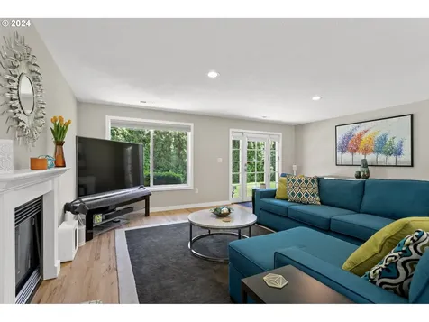 8825 Sw 82nd Avenue Portland OR 97223