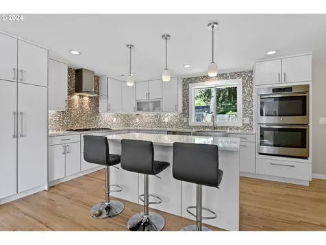 8825 Sw 82nd Avenue Portland OR 97223