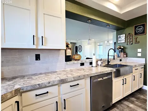 32650 S Fernwood Hill Lane Molalla OR 97038