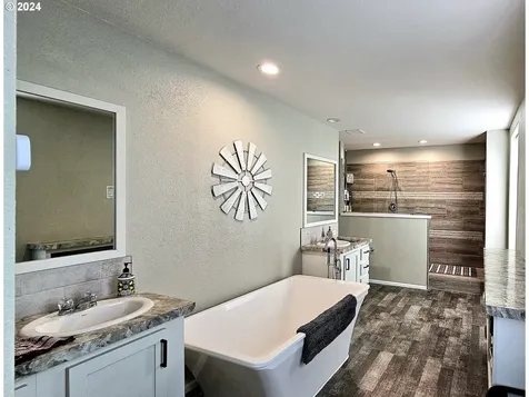 32650 S Fernwood Hill Lane Molalla OR 97038