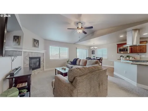 2417 NW Mountain View Court Hermiston OR 97838