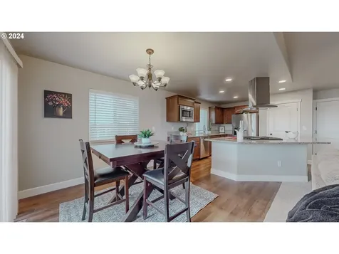 2417 NW Mountain View Court Hermiston OR 97838