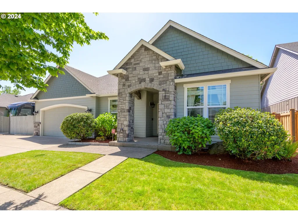 4628 Champagne Lane Eugene OR 97404