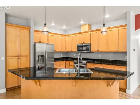 4628 Champagne Lane Eugene OR 97404
