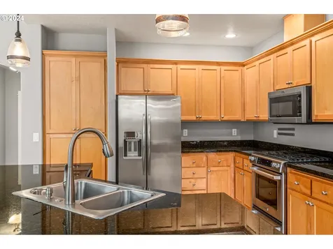 4628 Champagne Lane Eugene OR 97404