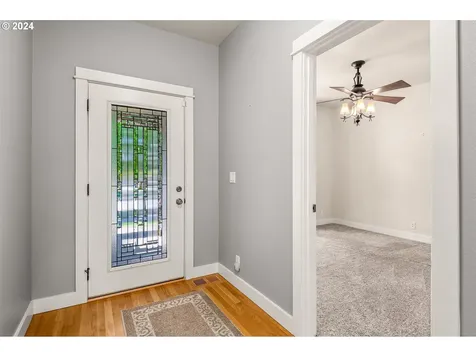 4628 Champagne Lane Eugene OR 97404