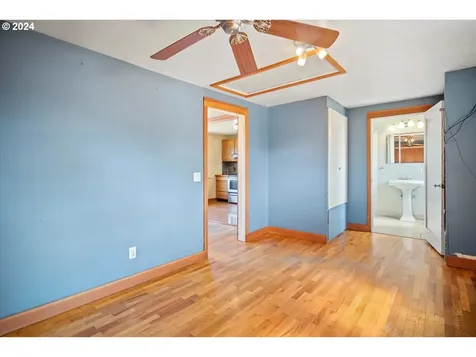 279 S 35th Street Springfield OR 97478