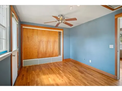 279 S 35th Street Springfield OR 97478