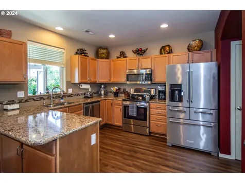 754 Callahan Drive Roseburg OR 97471