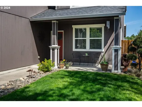 754 Callahan Drive Roseburg OR 97471