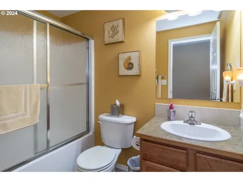 754 Callahan Drive Roseburg OR 97471