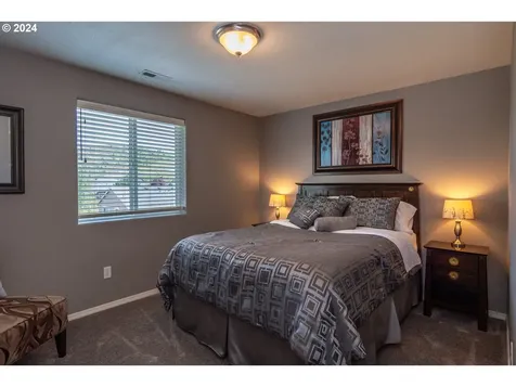 754 Callahan Drive Roseburg OR 97471