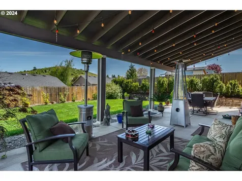 754 Callahan Drive Roseburg OR 97471