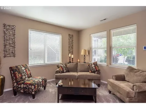 754 Callahan Drive Roseburg OR 97471