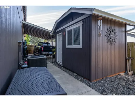 754 Callahan Drive Roseburg OR 97471